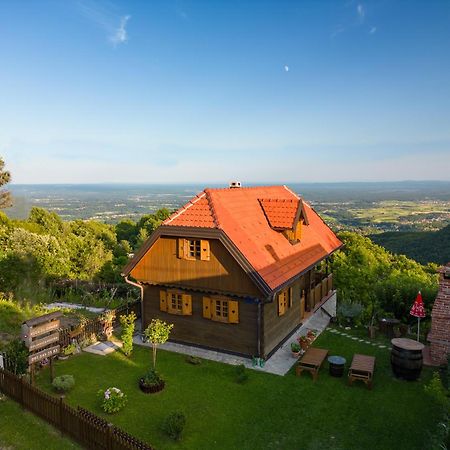 Villa Kuca Za Odmor Poljanica Okicka à Jastrebarsko Extérieur photo