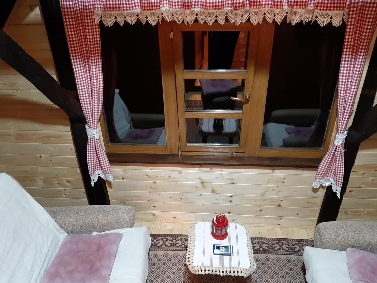 Villa Kuca Za Odmor Poljanica Okicka à Jastrebarsko Extérieur photo