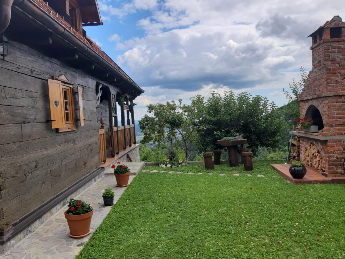 Villa Kuca Za Odmor Poljanica Okicka à Jastrebarsko Extérieur photo