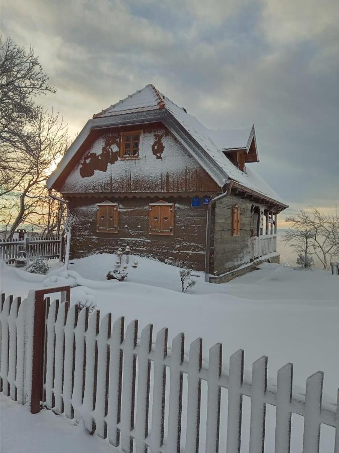 Villa Kuca Za Odmor Poljanica Okicka à Jastrebarsko Extérieur photo