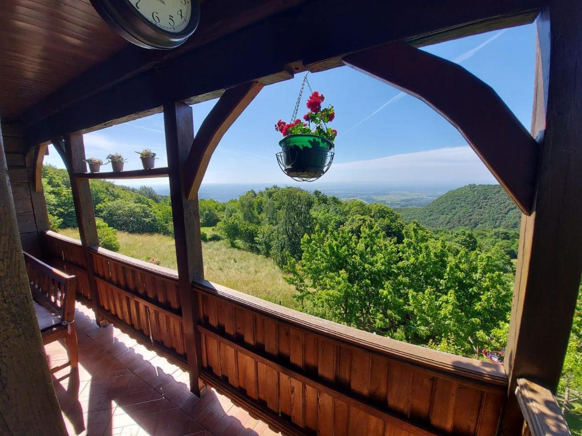 Villa Kuca Za Odmor Poljanica Okicka à Jastrebarsko Extérieur photo