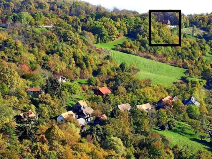 Villa Kuca Za Odmor Poljanica Okicka à Jastrebarsko Extérieur photo