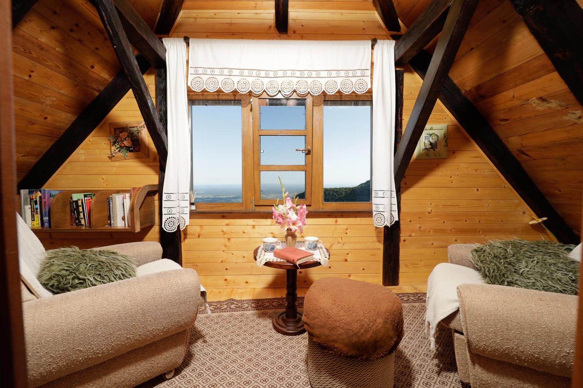 Villa Kuca Za Odmor Poljanica Okicka à Jastrebarsko Extérieur photo