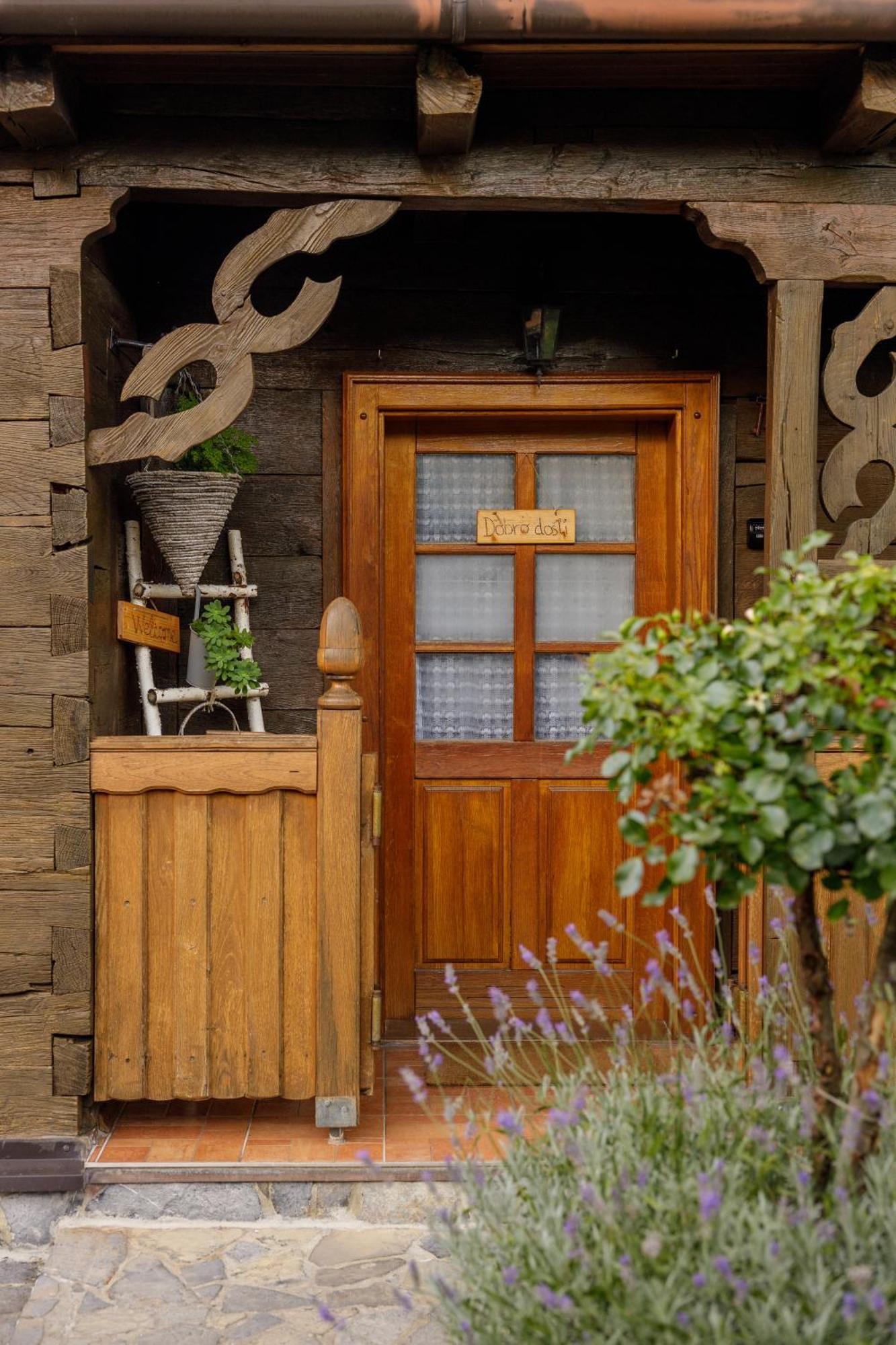 Villa Kuca Za Odmor Poljanica Okicka à Jastrebarsko Extérieur photo