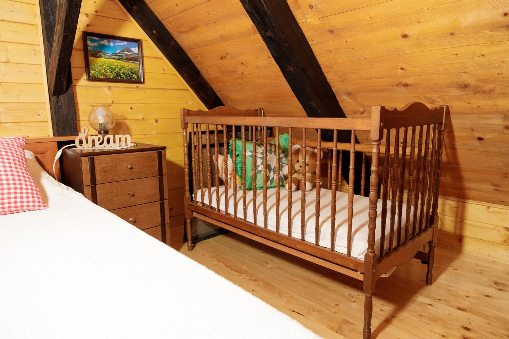 Villa Kuca Za Odmor Poljanica Okicka à Jastrebarsko Extérieur photo
